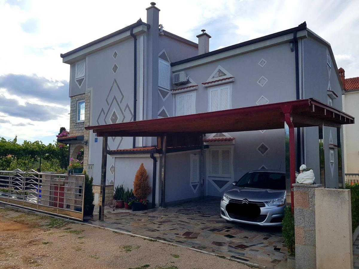 Apartments Petar & Anka Weißenburg Exterior foto