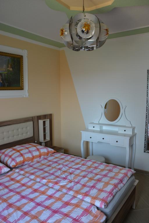 Apartments Petar & Anka Weißenburg Zimmer foto